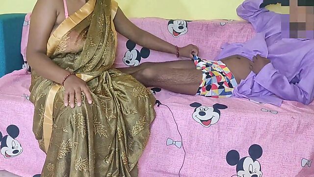 Bahu's Hindi Audio: Sucking Babuji's Dick While Massaging His Feet