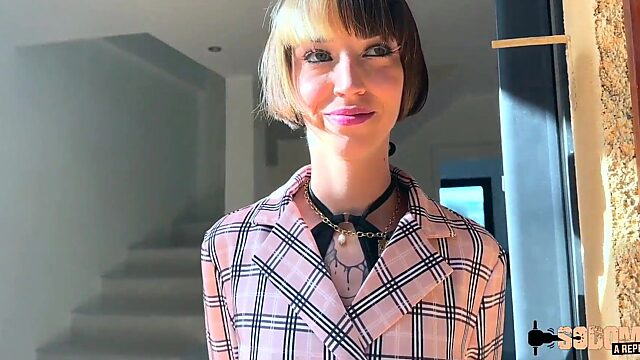 Hungry slut Oney takes a massive cock like never before, gets her shit fucked out