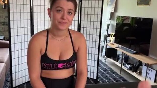 Big Booty Babe Gets Rubbed Down & Filled with Cum