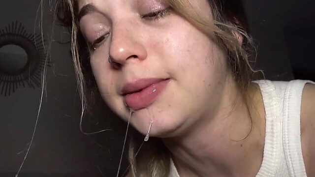 Hung Old Dude Pounds Blonde Teen Slut's Throat with Monster Cock - Keilabassi77 & Elnonohub