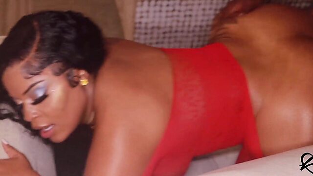 Ebony Babe Jayla Page Takes Massive BBC Up Her Ass