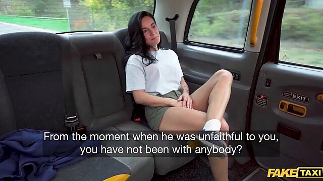 Fucking Picked Up Slut While She Was Stuck Doing Community Service - Fake Taxi