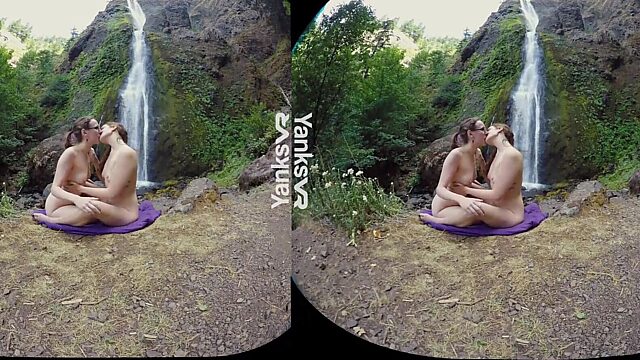 Sierra's Pussy Explodes in VR Fuck Fest