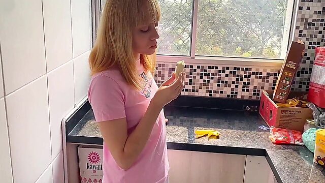 I sat down for breakfast but wound up pumping hot creamy milk deep into the maid’s tight wet cunt instead
