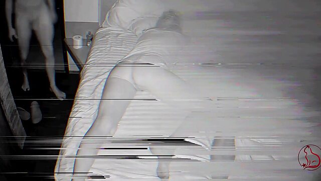 Night Vision Threesome Gone Wild: Two Hot Chicks Fuck a Lucky Dude in the Dark
