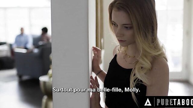 Riley Star Spreads Her Tight Teen Cunt for Stepdad to Cheer Him Up - French Subs