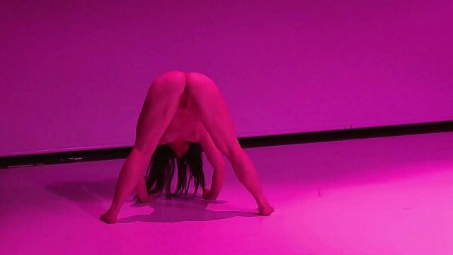 Raw and Seductive: The Insane Performance of 'Stick'