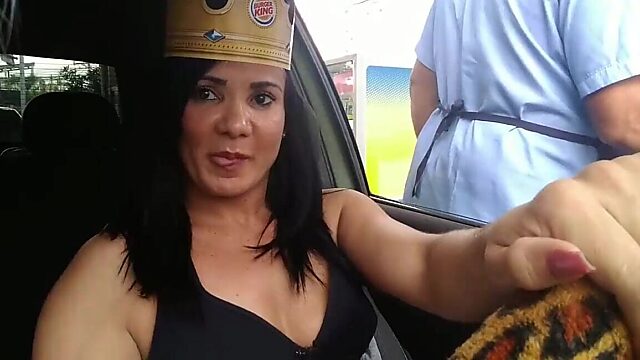Hunting for Dicks in Madureira Led Me to Burger King's MILF