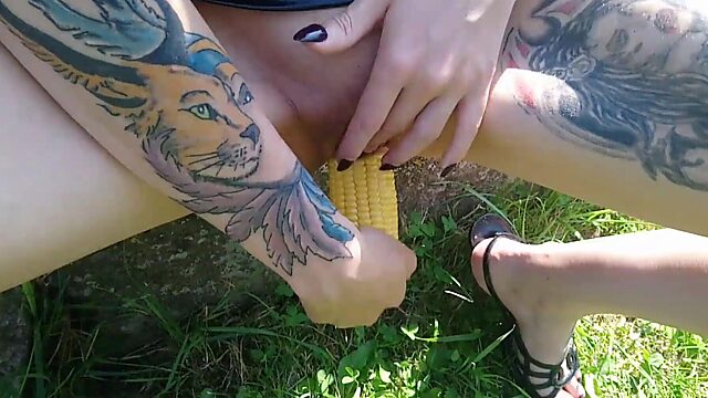 Public Corn-Filled Pussy Fucks with Lucy Ravenblood