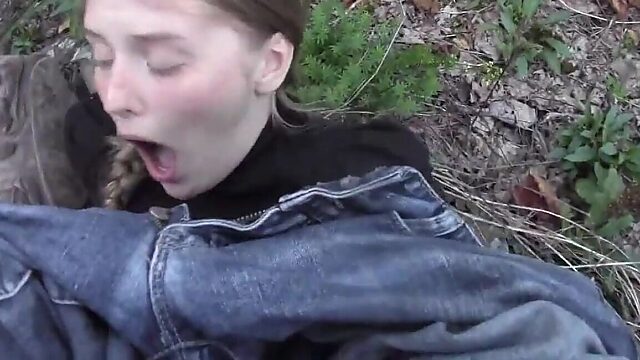Wild outdoor blowjob in the secluded woods
